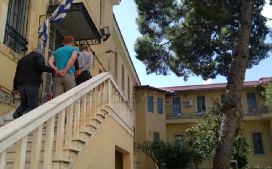 Κρήτη: Καταδικάστηκαν οι Γερμανοί στρατιωτικοί που κατέβασαν την ελληνική και ύψωσαν τη γερμανική