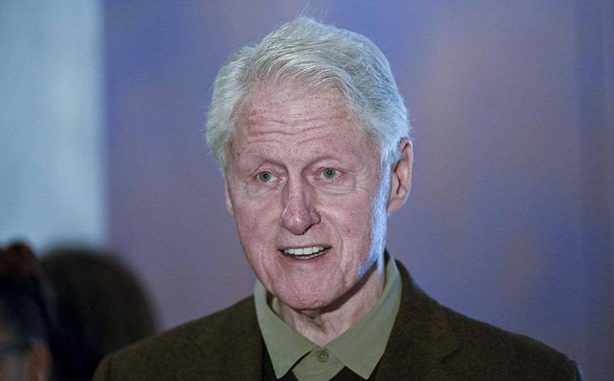 Μπιλ Κλίντον: Με κορονοϊό ο πρώην πρόεδρος των ΗΠΑ