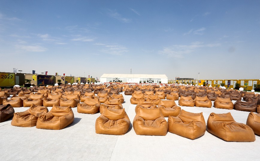 Ο εξωτερικός χώρος στο Χωριό των Φιλάθλων στο Μουντιάλ 2022 Ο εξωτερικός χώρος στο Χωριό των Φιλάθλων στο Μουντιάλ 2022