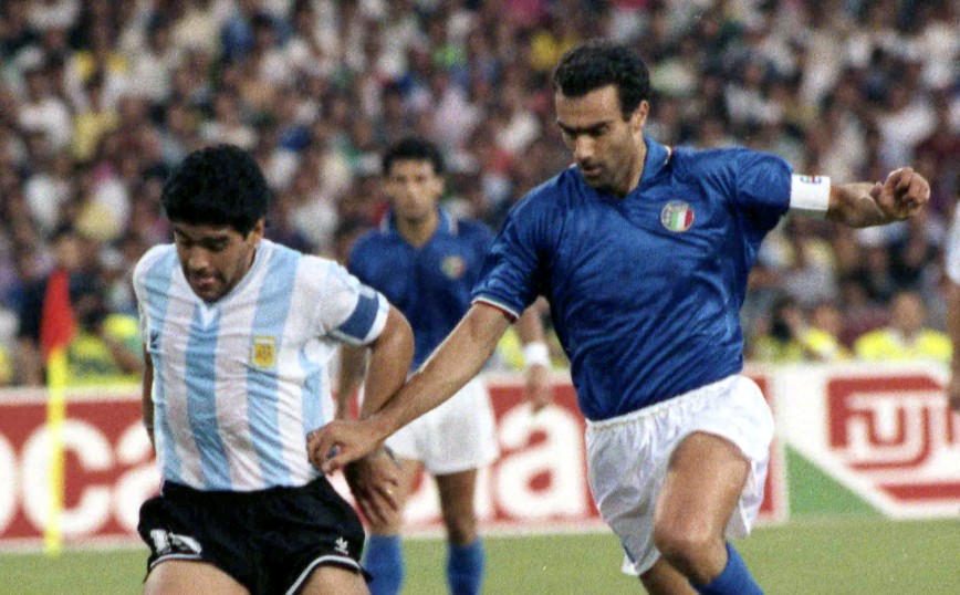 Ο Μαραντόνα στο Ιταλία - Αργεντινή