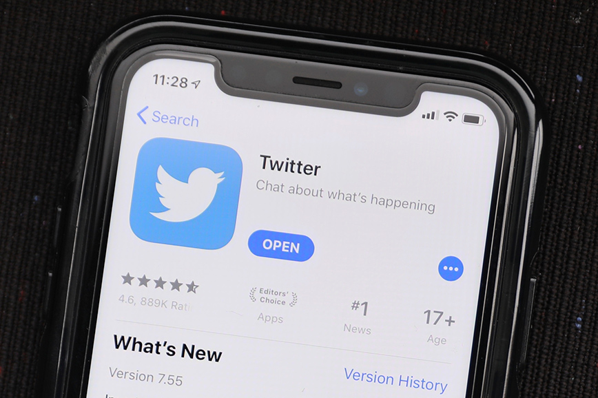 Η Apple απείλησε να αποκλείσει το Twitter από το app store της