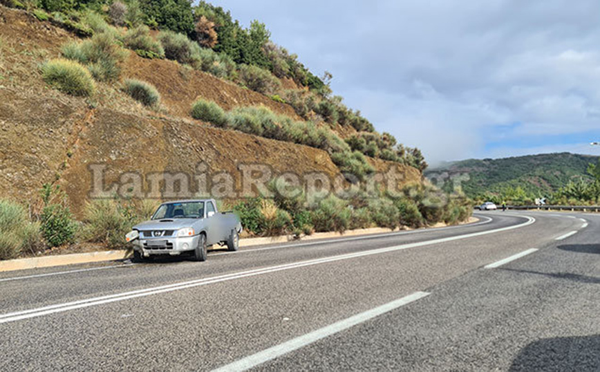 Τροχαίο με έναν σοβαρά τραυματία στις στροφές του Δομοκού Τροχαίο με έναν σοβαρά τραυματία στις στροφές του Δομοκού