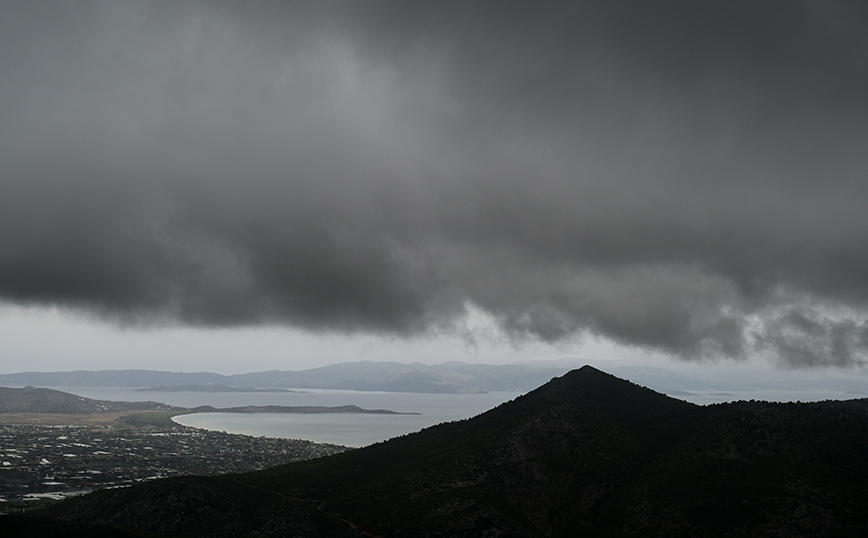 Καιρός &#8211; Κακοκαιρία EVA: Πού έπεσε σήμερα το πρωί η περισσότερη βροχή