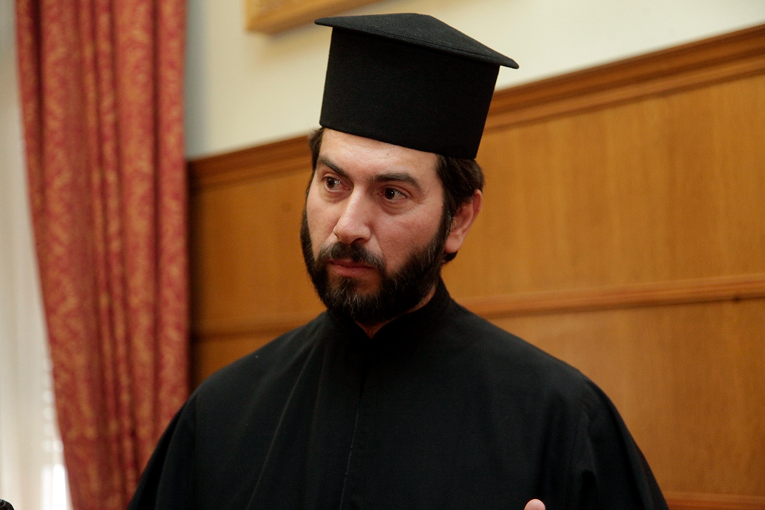 Κιβωτός του Κόσμου: Στον ανακριτή ο πατέρας Αντώνιος – Κατηγορείται για ασέλγεια σε ανήλικους