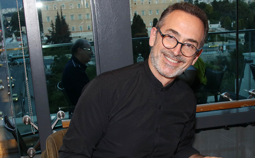 Κώστας Κρομμύδας: Ατύχημα για τον ηθοποιό – «Θα μπορούσε να είναι το αποτέλεσμα ενός καβγά… αλλά όχι»