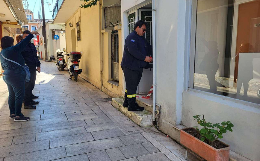 Τραγωδία στη Λευκάδα: Νεκρός 33χρονος από αναθυμιάσεις – Προσπάθησε να σωθεί από τη φωτιά στην κουζίνα του