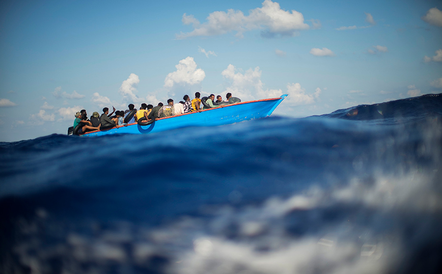 Πλοία δύο γερμανικών ΜΚΟ διέσωσαν 90 ανθρώπους στην κεντρική Μεσόγειο