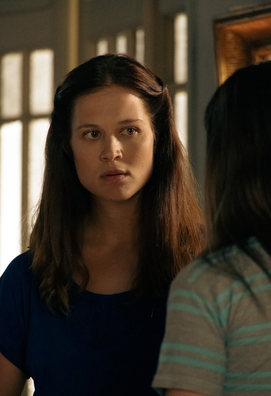 Αυτή η νύχτα μένει