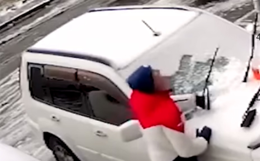 Αυτό θα πει «του ήρθε ο ουρανός στο κεφάλι»