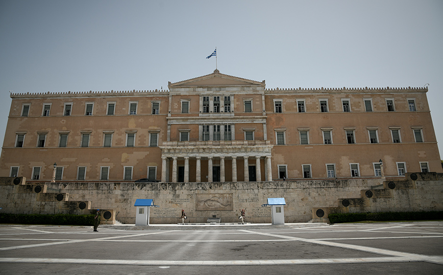 Economist: Η Ελλάδα μία από τις ελάχιστες πλήρεις δημοκρατίες για δεύτερη συνεχή χρονιά