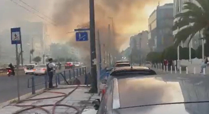 Φωτιά τώρα στη Συγγρού – Μαύροι καπνοί από υπόγεια διάβαση