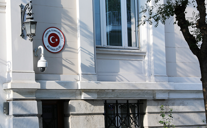 Nordic Monitor: Αστυνομικός της τουρκικής πρεσβείας έστησε κύκλωμα κατασκοπείας ψάχνοντας Γκιουλενιστές στην Ελλάδα