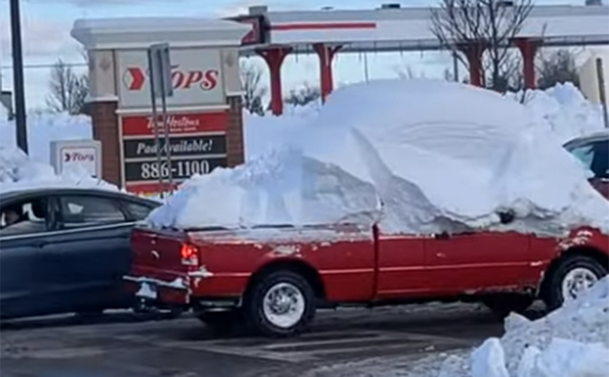 Οδηγώντας σχεδόν στην τύχη