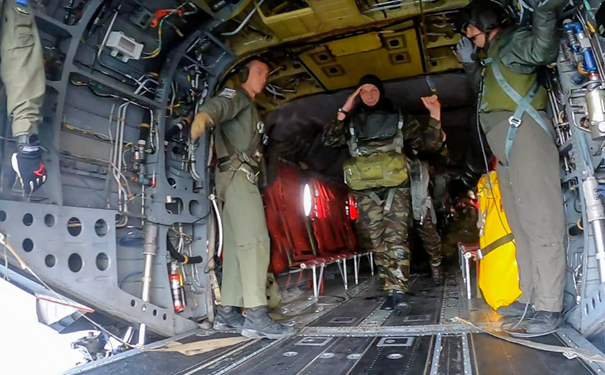 Επίσκεψη Αρχηγού ΓΕΕΘΑ στο Κέντρο Εκπαίδευσης Ειδικών Δυνάμεων και Συντήρηση Ικανότητας Αλεξιπτωτιστή Επίσκεψη Αρχηγού ΓΕΕΘΑ στο Κέντρο Εκπαίδευσης Ειδικών Δυνάμεων και Συντήρηση Ικανότητας Αλεξιπτωτιστή