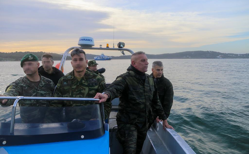 Επίσκεψη Αρχηγού ΓΕΕΘΑ στο Κέντρο Εκπαίδευσης Ειδικών Δυνάμεων και Συντήρηση Ικανότητας Αλεξιπτωτιστή Επίσκεψη Αρχηγού ΓΕΕΘΑ στο Κέντρο Εκπαίδευσης Ειδικών Δυνάμεων και Συντήρηση Ικανότητας Αλεξιπτωτιστή