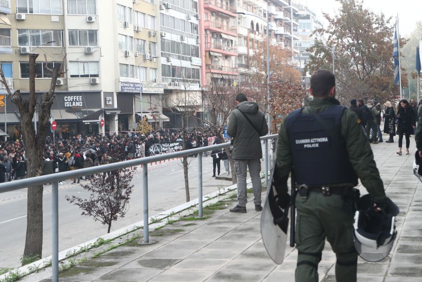 Πυροβολισμός 16χρονου Ρομά: Διπλή εισαγγελική παρέμβαση για διαρροές και απειλές για αντίποινα