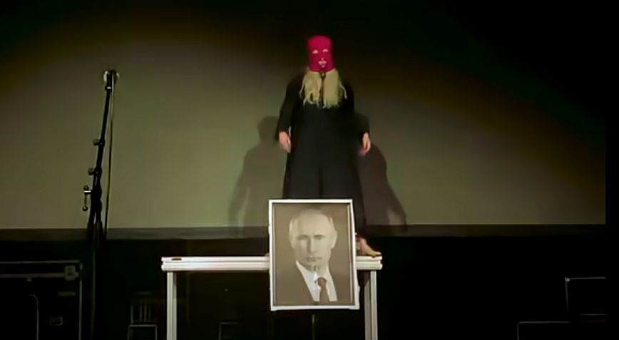 Η ρωσική πανκ μπάντα Pussy Riot έβγαλε νέο τραγούδι κατά του Πούτιν &#8211; Δείτε βίντεο