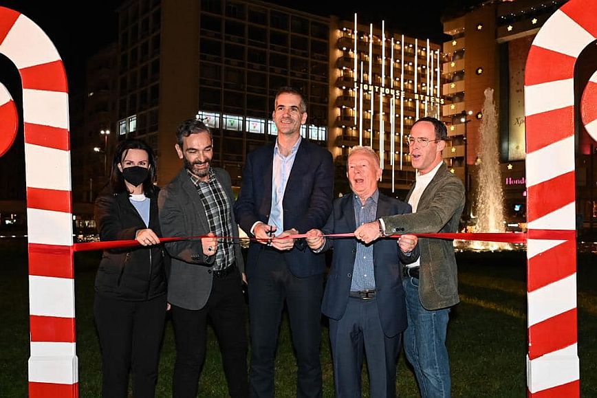 Μπακογιάννης: Η Πλατεία Ομονοίας επέστρεψε δυναμικά στα αθηναϊκά μας Χριστούγεννα
