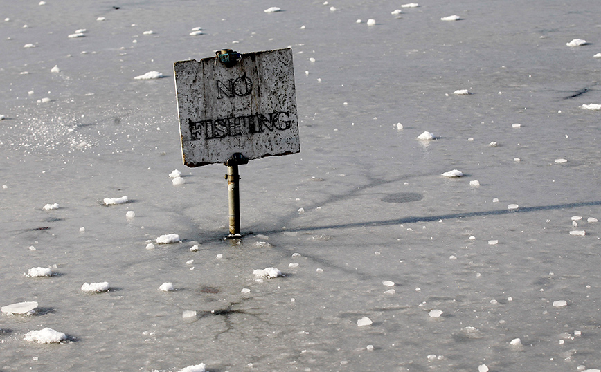 Βρετανία: Τέσσερα παιδιά έπεσαν σε παγωμένη λίμνη και υπέστησαν καρδιακή ανακοπή