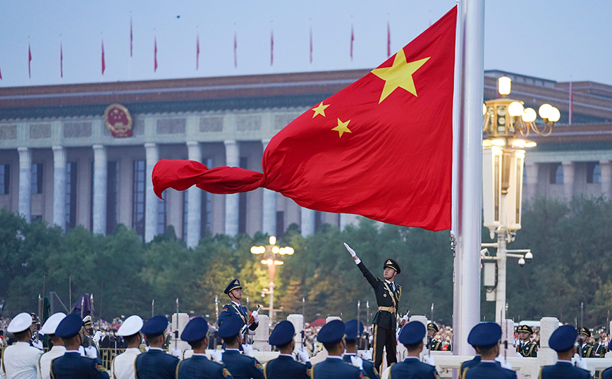 Κίνα: «Λογικές» χαρακτηρίζονται οι αυξήσεις στις αμυντικές δαπάνες