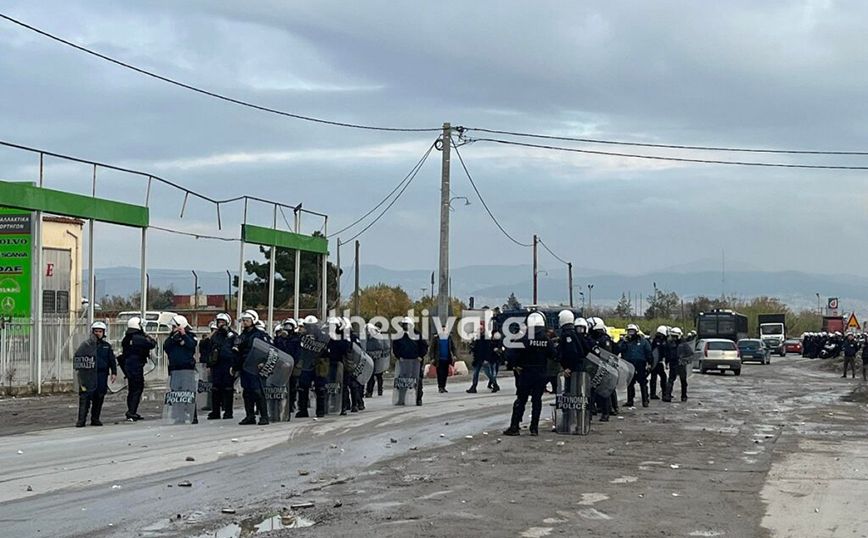 Θεσσαλονίκη: «Άτομο πυροβόλησε κατά των ΜΑΤ &#8211; Δεν υπήρξε τραυματισμός»