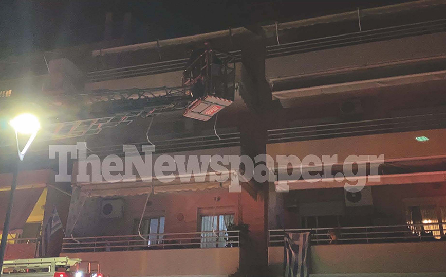 Βόλος: Φωτιά ξέσπασε σε υπόγειο – Απεγκλωβίστηκαν εννέα άτομα και ένα μωρό