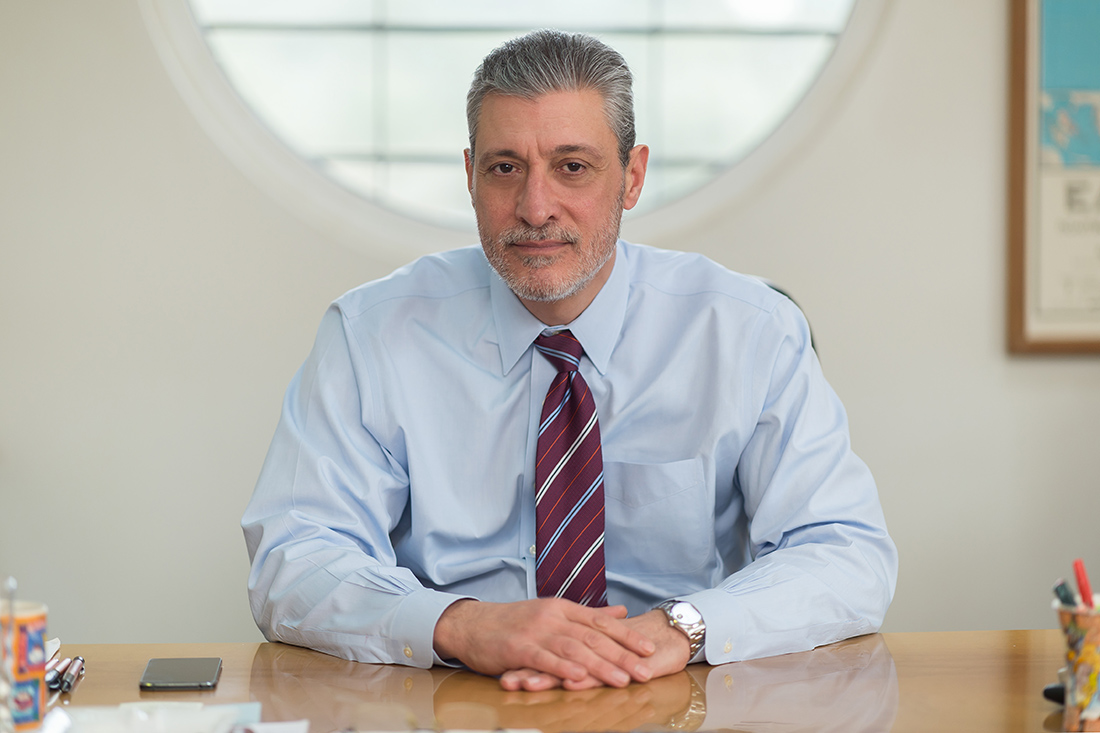 Ο πρόεδρος της Ελληνικής Ένωσης Καφέ, Γιάννος Μπενόπουλος Ο πρόεδρος της Ελληνικής Ένωσης Καφέ, Γιάννος Μπενόπουλος