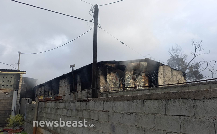 Μεγάλη φωτιά σε εργοστάσιο στον Ασπρόπυργο &#8211; Μήνυμα από το 112: Επικίνδυνοι καπνοί, κλείστε πόρτες και παράθυρα