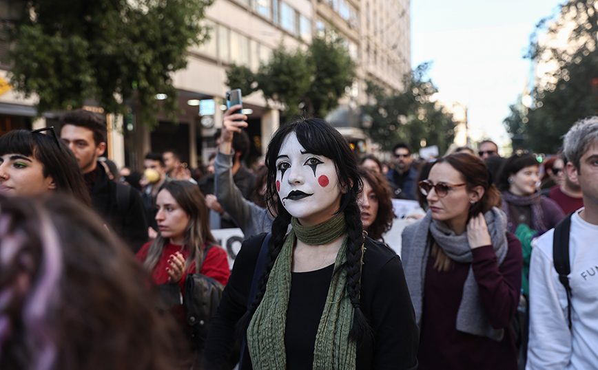 Υπουργείο Πολιτισμού: Δεν εξισώνουμε διπλώματα δραματικών σχολών με απολυτήρια λυκείου