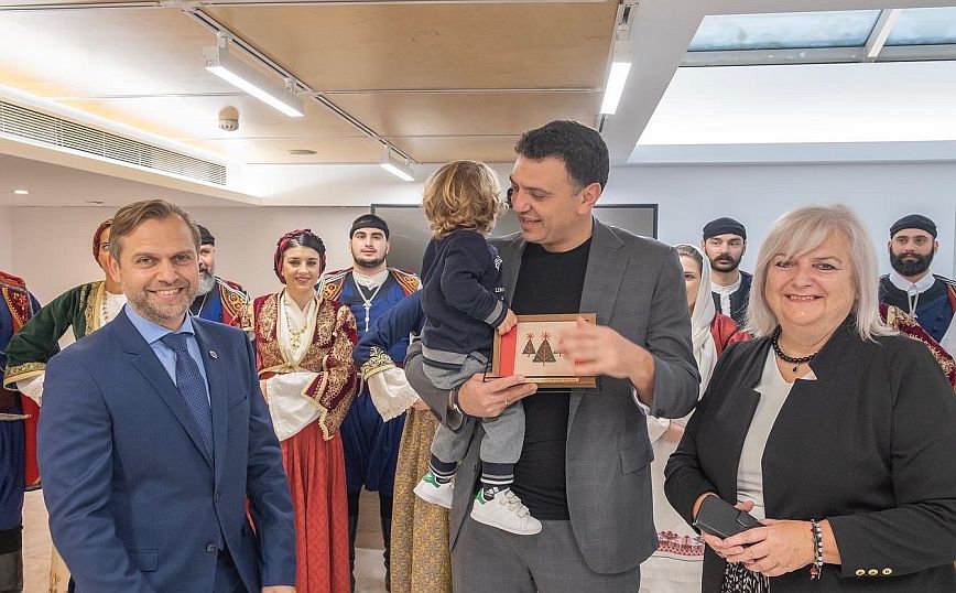 «Ο τουρισμός μάς έφερε χαμόγελα στα χείλια, πολλά συγχαρητήρια στον υπουργό Κικίλια»