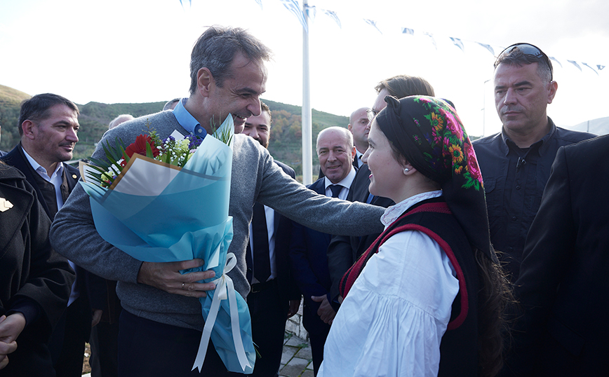 Ο Κυριάκος Μητσοτάκης σε Χειμάρρα, Λειβαδιά και Δερβιτσάνη Ο Κυριάκος Μητσοτάκης σε Χειμάρρα, Λειβαδιά και Δερβιτσάνη