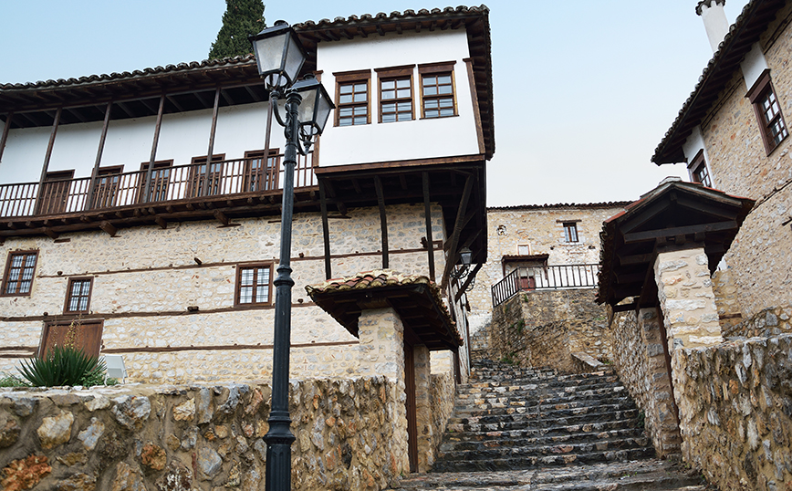 Το Ντολτσό στην Καστοριά Το Ντολτσό στην Καστοριά