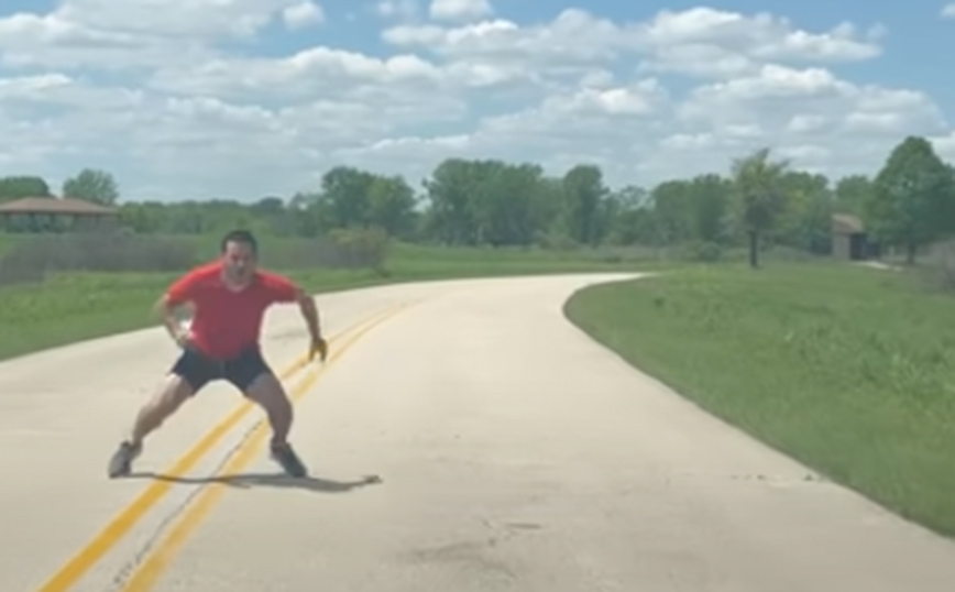 Πώς θα περνούσαν το δρόμο τα ζώα αν ήταν άνθρωποι