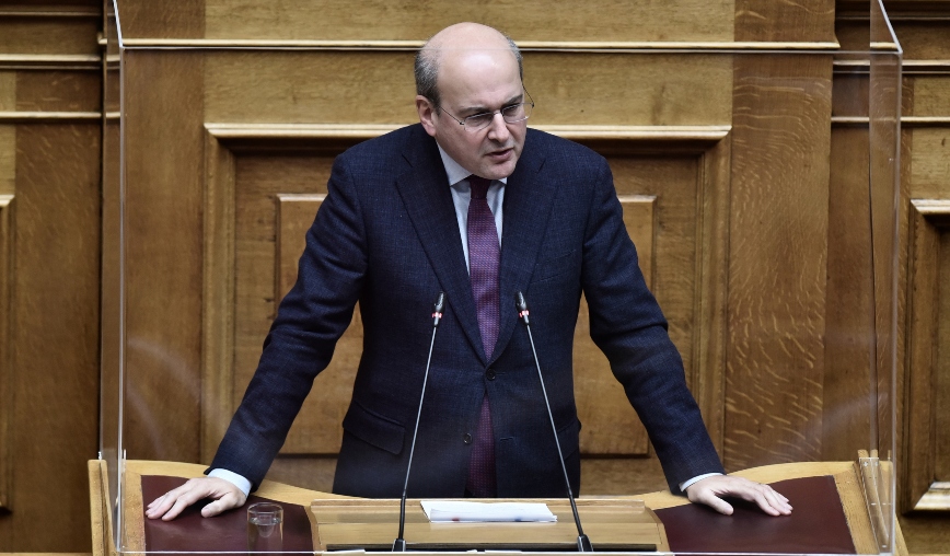 Χατζηδάκης για νέο βίντεο Τσίπρα: Αρκετά καλλιτεχνικό το έργο, αλλά παντελώς αδιάφορο για τους νέους