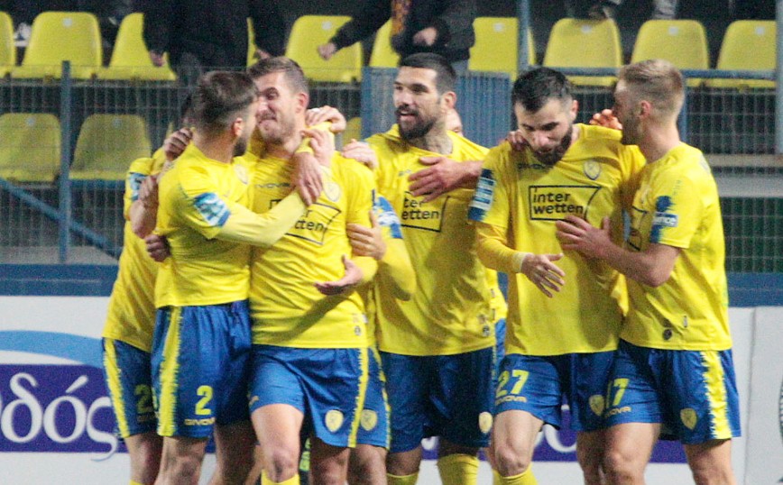 Πωλείται ομάδα της Super League – Χαλάει η συμφωνία για τον Παναιτωλικό