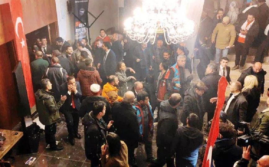Τουρκία: Πάνω από 30 τραυματίες έπειτα από κατάρρευση οροφής σε ξενοδοχείο