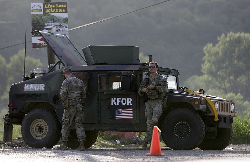 O πρωθυπουργός του Κοσόβου ζήτησε από το ΝΑΤΟ να ενισχύσει την παρουσία του στην περιοχή