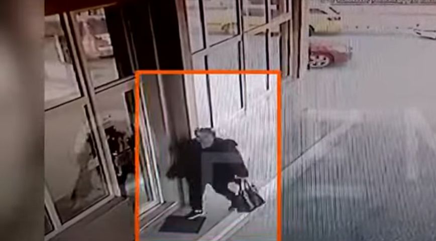 Βέροια: Οι τελευταίες κινήσεις της 29χρονης που πέταξε το βρέφος στα παγωμένα νερά – Βίντεο ντοκουμέντο
