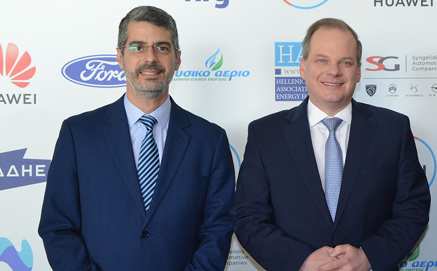 Ο Κώστας Καραμανλής και ο Σπύρος Παπαευθυμίου Ο Κώστας Καραμανλής και ο Σπύρος Παπαευθυμίου