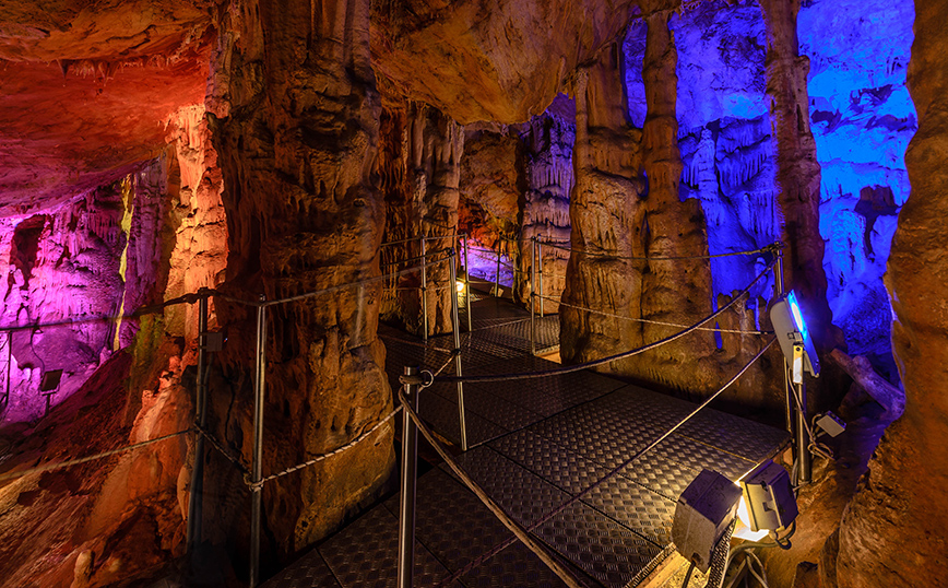 Σπήλαιο Σφενδόνη Σπήλαιο Σφενδόνη