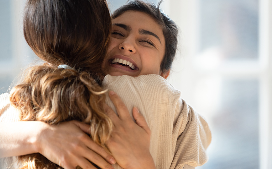 Αγκαλιά Αγκαλιά