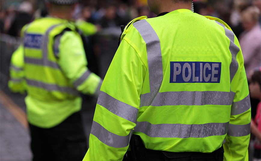 Βρετανία: Προς απόλυση εκατοντάδες αστυνομικοί για σεξουαλικά αδικήματα και ενδοοικογενειακή βία