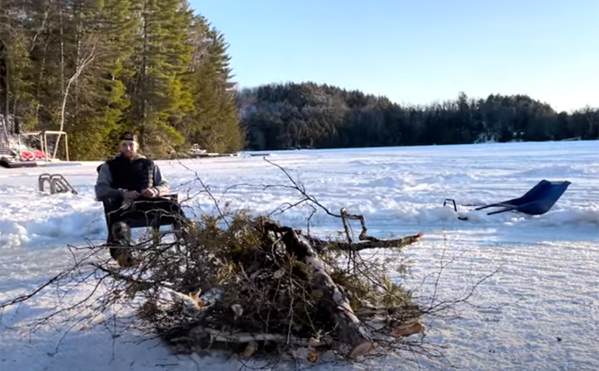 Κάνοντας βόλτα σε ένα καρουζέλ&#8230; από πάγο