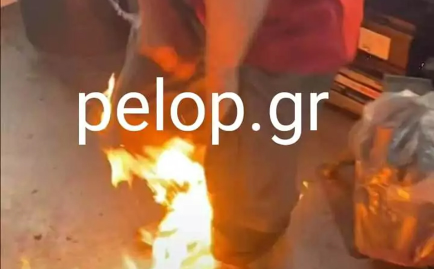 Αδιανόητο περιστατικό στην Πάτρα: Τον ανάγκασαν να πει τα κάλαντα γονατιστός και του έβαλαν φωτιά