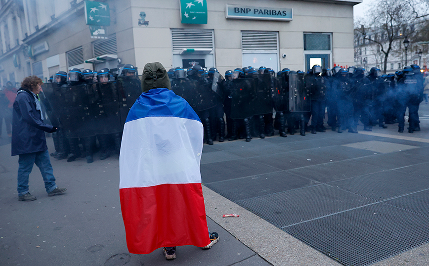 Διαδηλώσεις στη Γαλλία για τις συντάξεις Διαδηλώσεις στη Γαλλία για τις συντάξεις