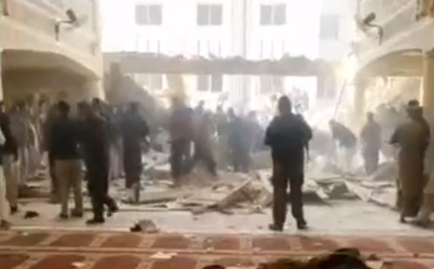 Έκρηξη σε τζαμί στο Πακιστάν: Φόβοι για πολλά θύματα
