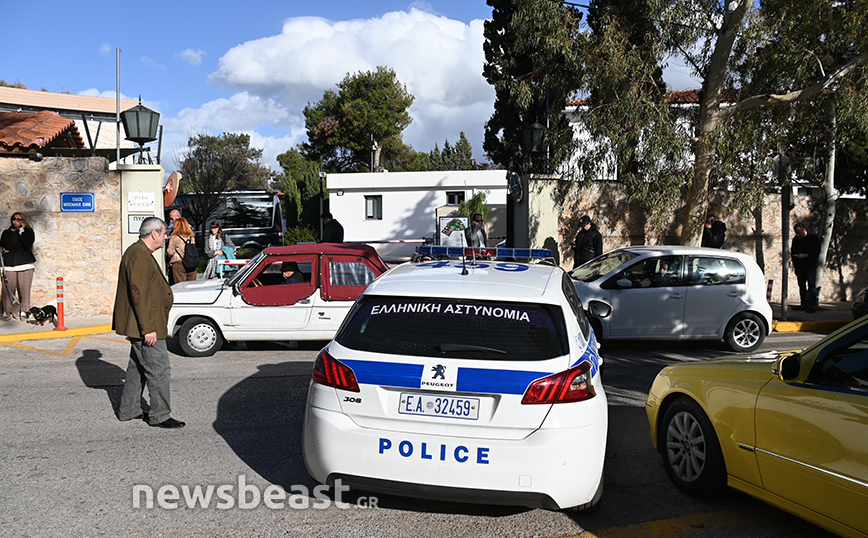 Κολλέγιο Αθηνών: «Δεν υπήρξε κάποιο επεισόδιο», λέει η αστυνομία για το περιστατικό με τους εξωσχολικούς