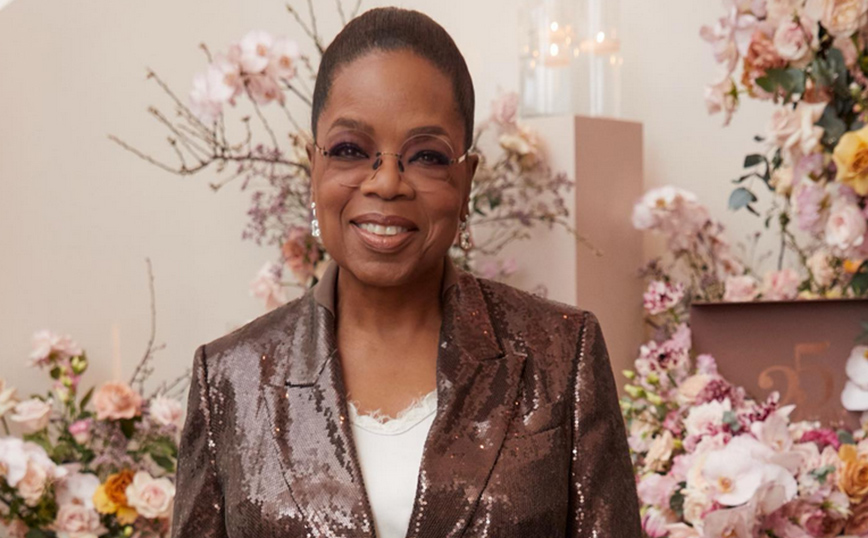 H Oprah Winfrey έγινε 69 και το γιόρτασε με την αφρόκρεμα της showbiz