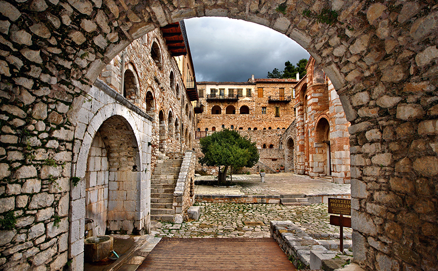 Μονή Οσίου Λουκά, Βοιωτία