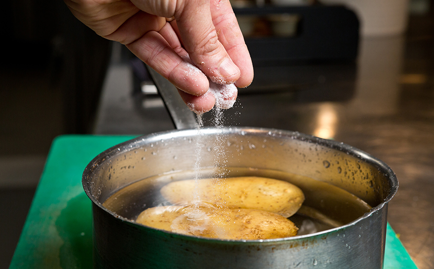 πατάτες που βράζουν πατάτες που βράζουν